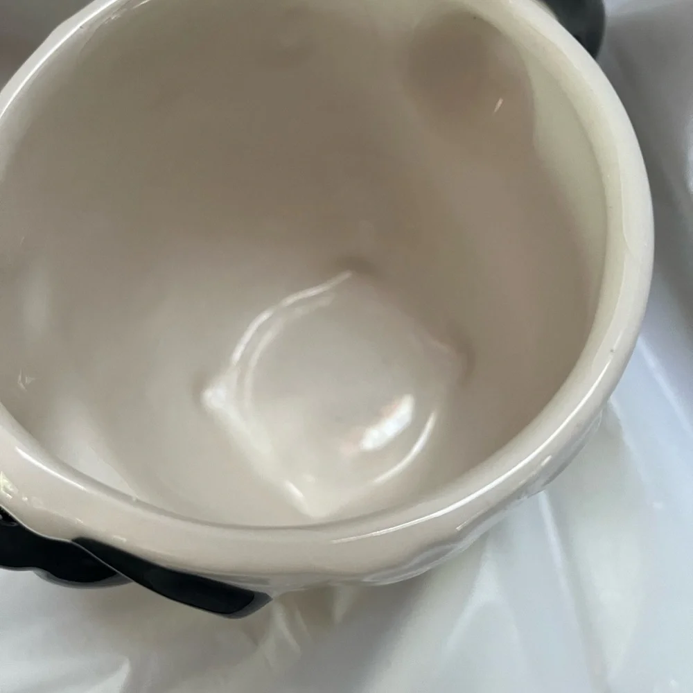 Pier 1 Imports Large 3 -D sheep shaped Coffee/ Tea Mug / Planter